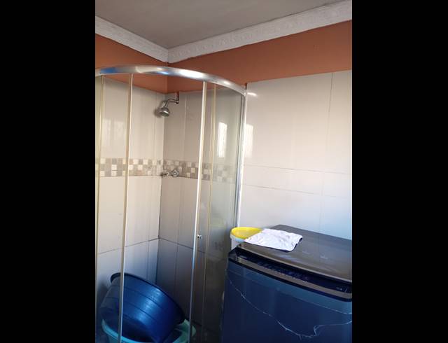 4 BEDROOM HOUSE FOR SALE IN UMLAZI L